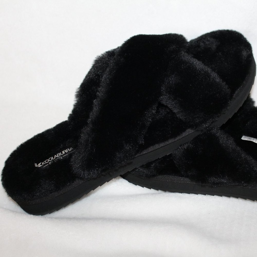 UGG KOOLABURRA‎ BLACK FUR SLIPPER SANDALS NEW!